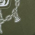 画像8: PUNK DRUNKERS（パンクドランカーズ）メタルロゴ刺繍TEE / OLIVE (8)